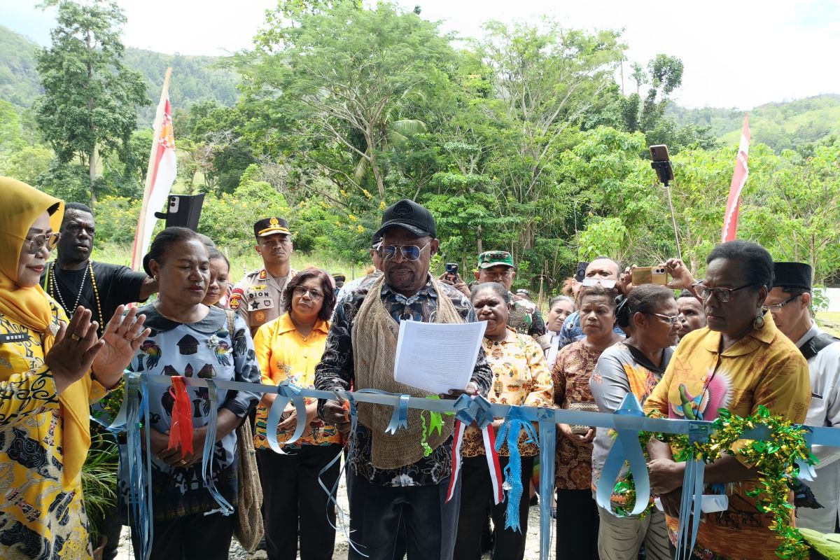 Pemkab Jayapura komitmen perkuat infrastruktur pendidikan