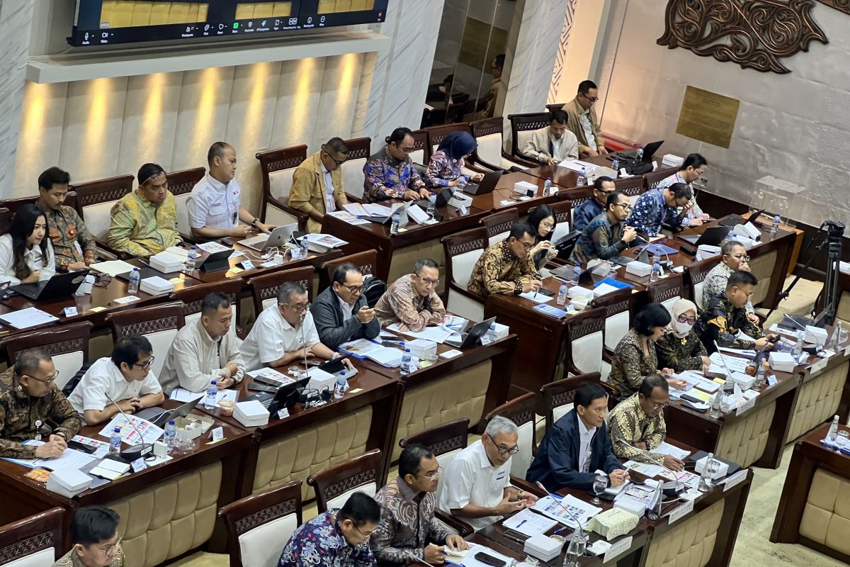 Kemenkeu salurkan investasi Rp897 triliun hingga 2024 kepada BUMN