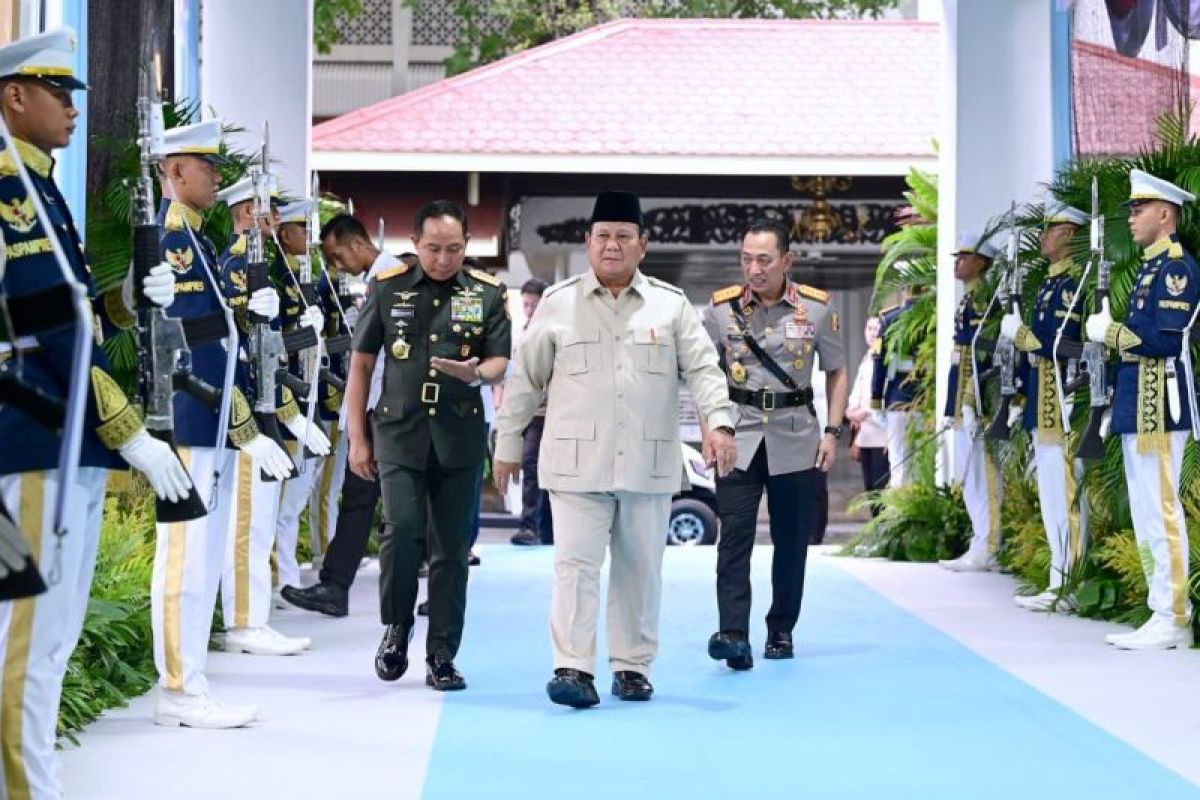 Prabowo tekankan profesionalisme dan persatuan TNI-Polri