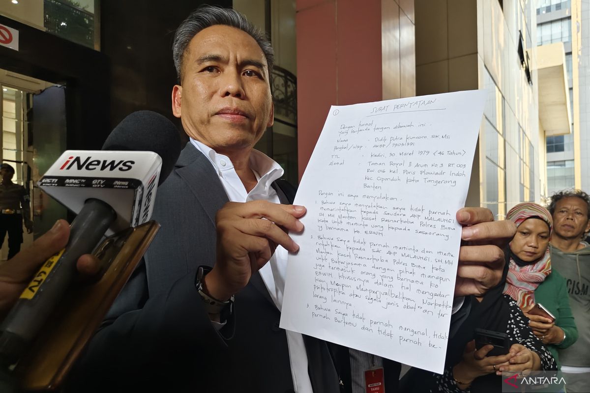 AKBP Didik klaim tak perintahkan Malaungi kerja sama dengan Erwin