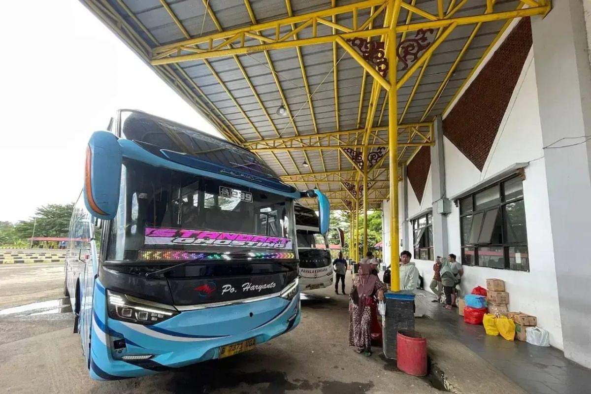 Puncak arus mudik Depok dari Terminal Jatijajar diprediksi 18 Maret