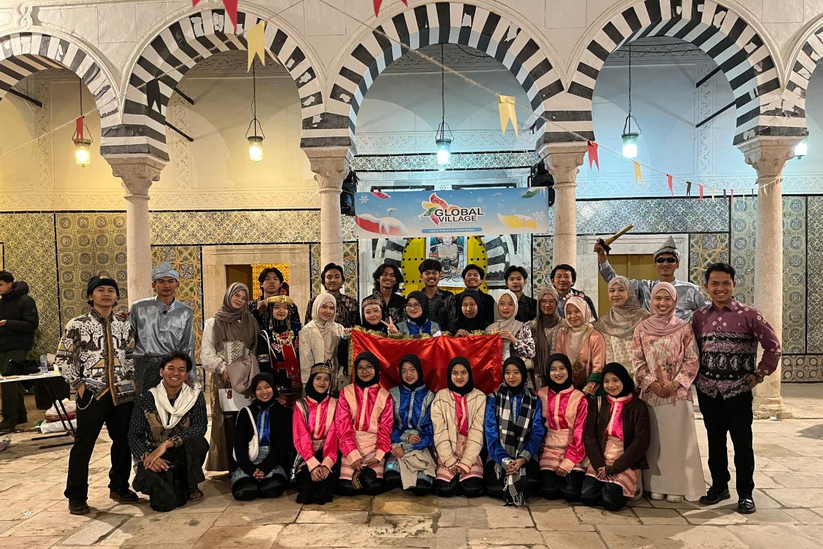Mahasiswa RI tampilkan budaya Nusantara di Global Village Tunisia