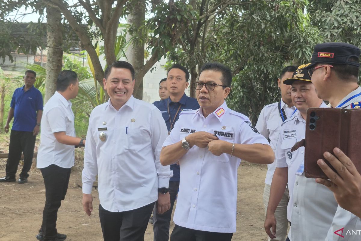 Bupati Bandung catat 1,2 juta warga telah nikmati program MBG