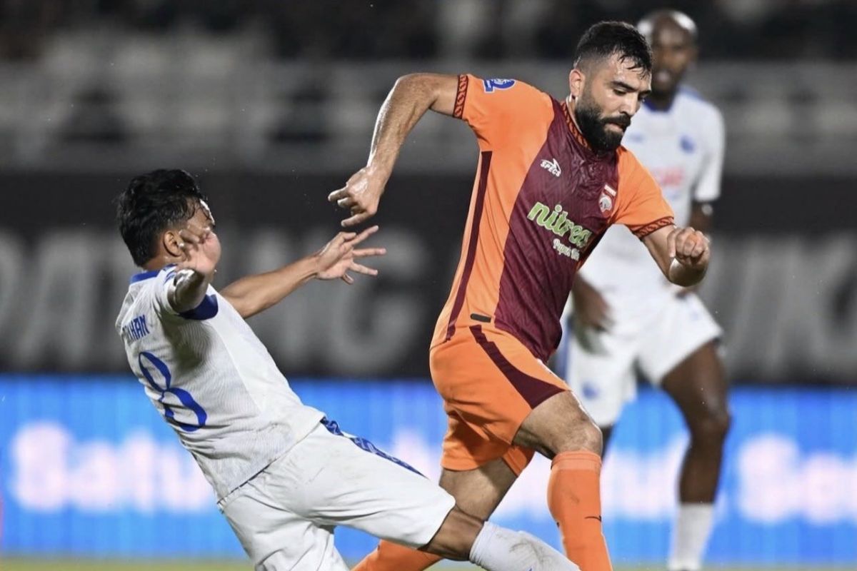 Borneo tekuk Arema 3-1, Pesut Etam tempel ketat papan atas