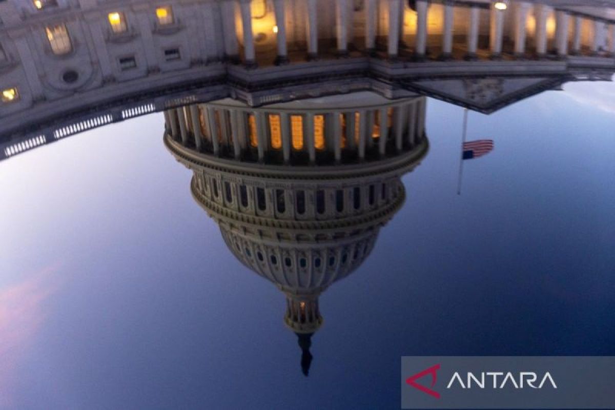 Senator: AS tak akan 'move on' sampai semua berkas Epstein dibuka