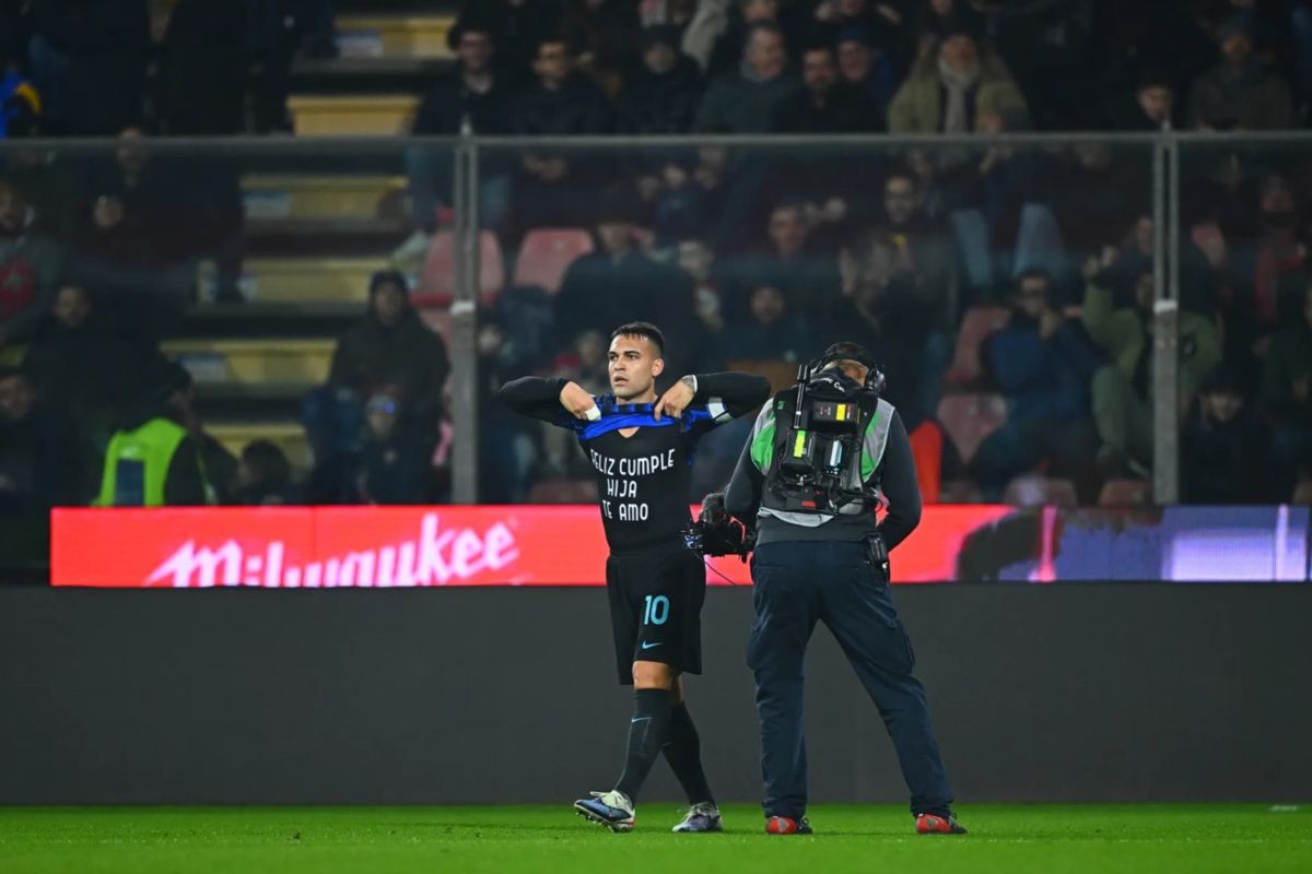 Inter Milan kokoh di puncak setelah hantam Cremonese 2-0