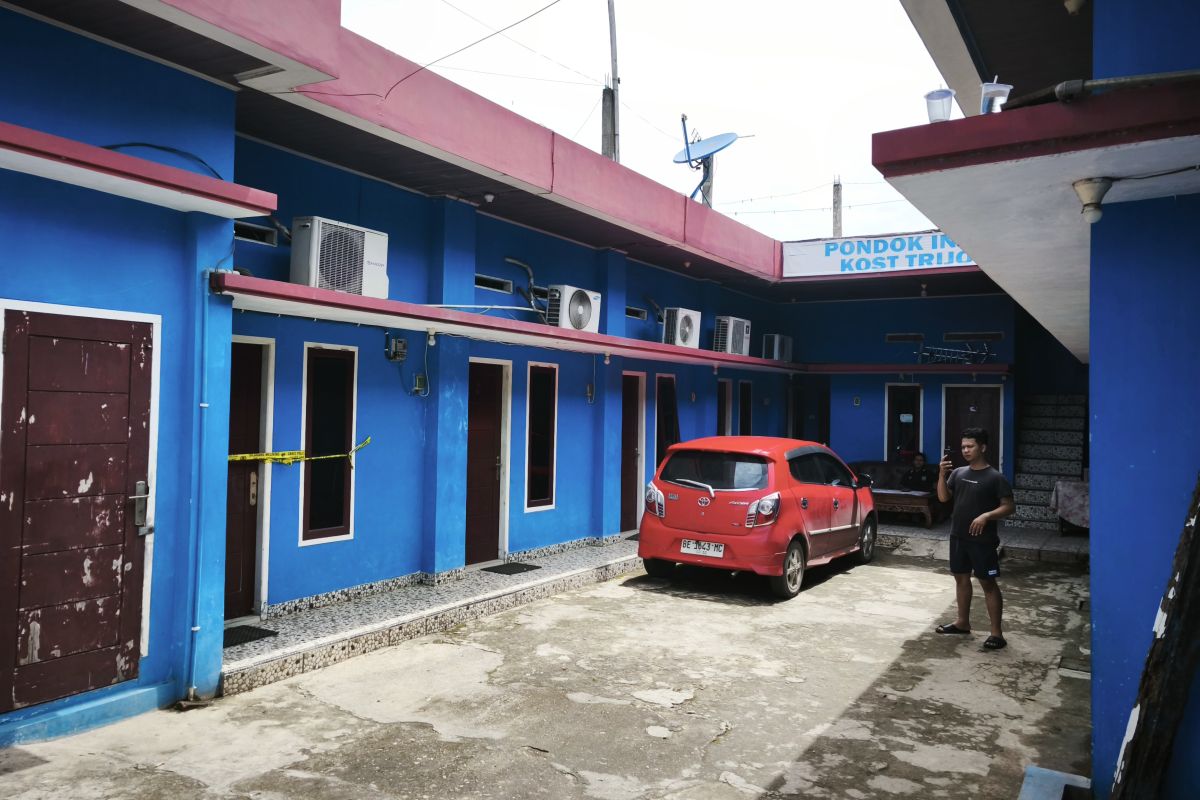 Kemarin, pria tewas terbungkus plastik hingga pelindungan Nenek Saudah