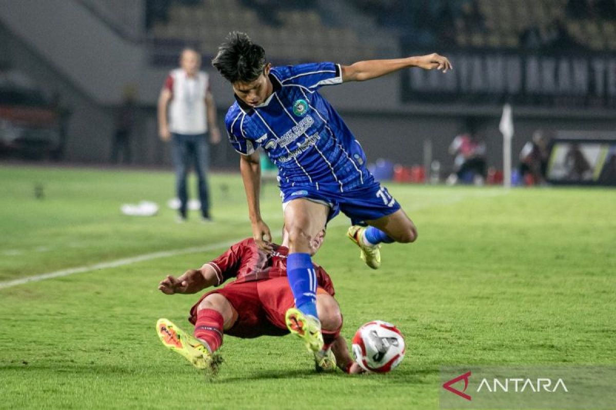 Milo soroti penyelesaian akhir Persis saat ditahan imbang PSBS Biak