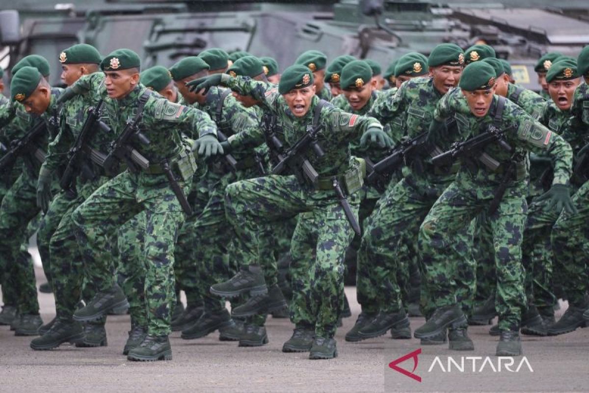 Kostrad pamerkan seragam baru dalam perayaan HUT Ke-65
