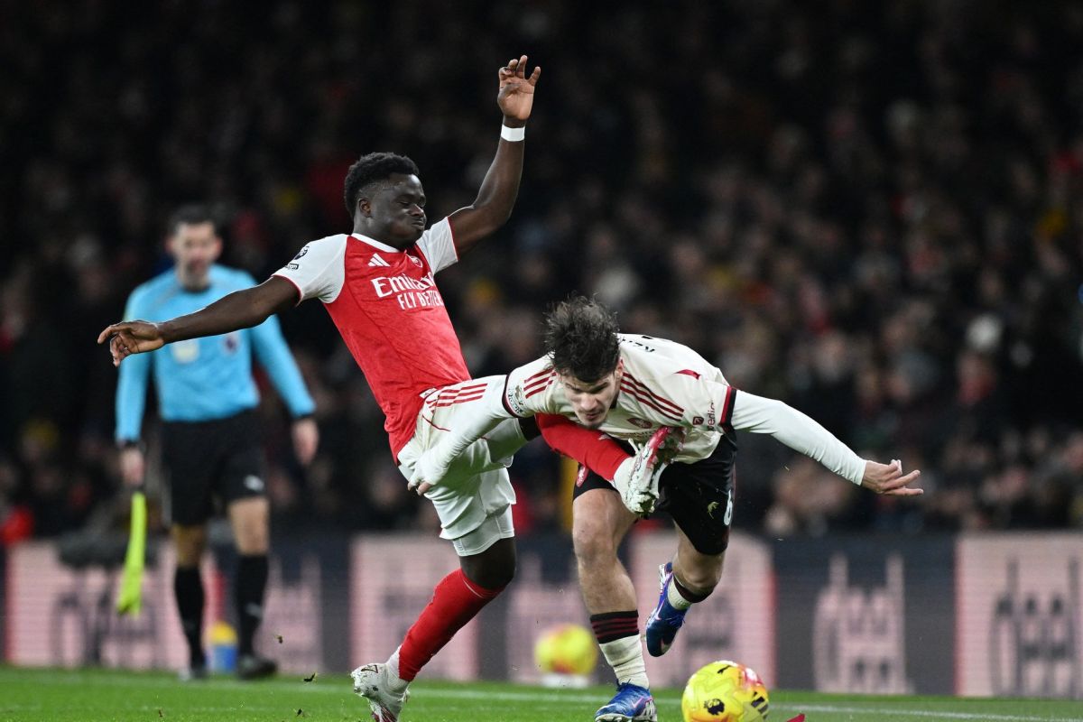 Saka senang tandai 300 penampilan untuk Arsenal dengan gol kemenangan