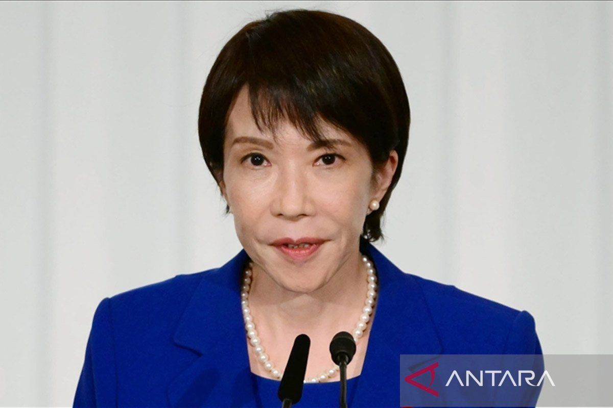 PM Takaichi menang telak pemilu, dorong debat revisi konstitusi Jepang