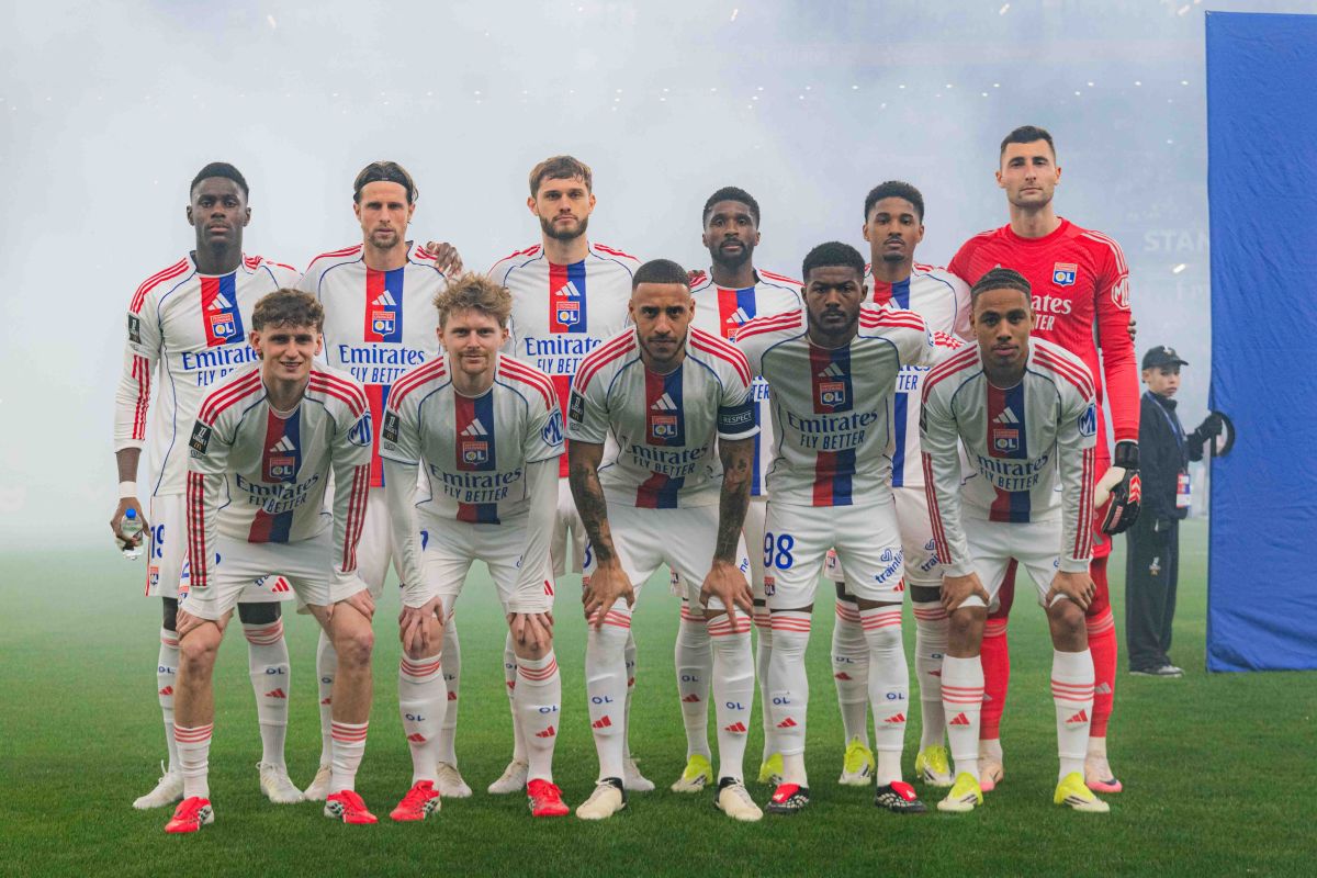 Lyon kalahkan Nice, Auxerre hancurkan Metz