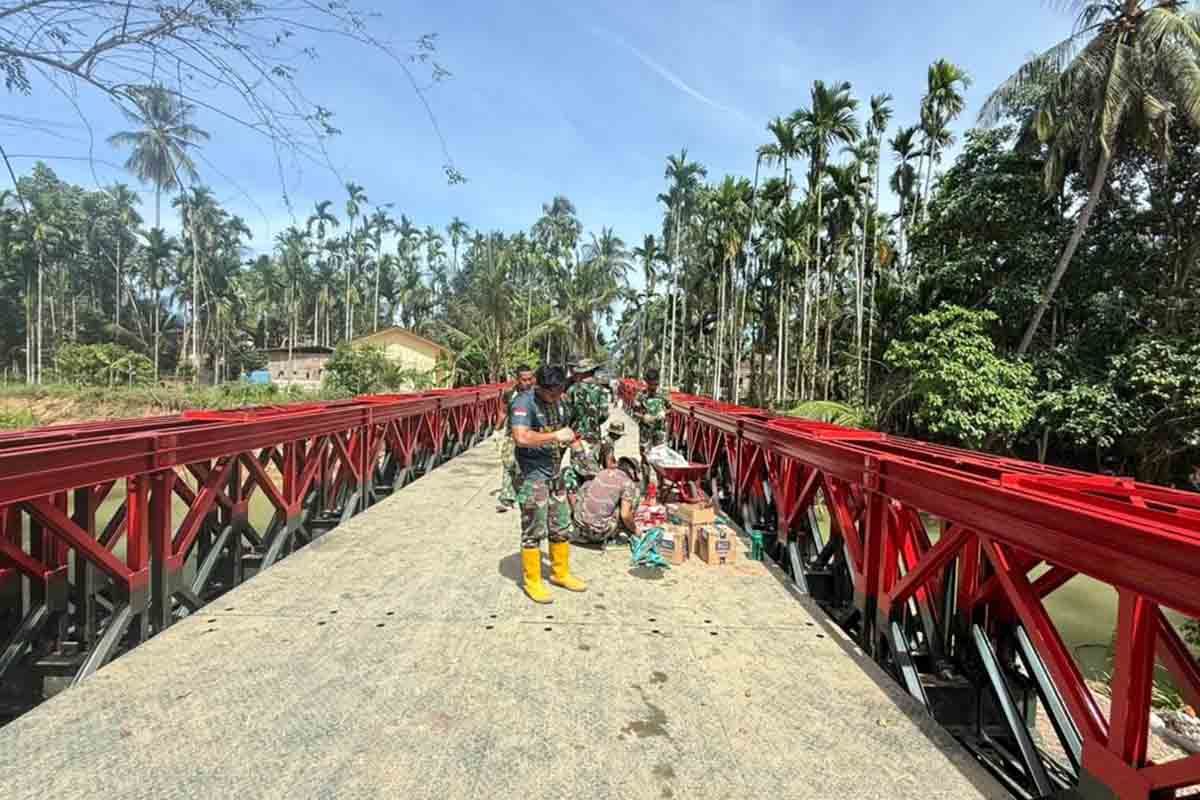 Pulihkan Aceh, TNI rampung bangun jembatan darurat di Aceh Utara
