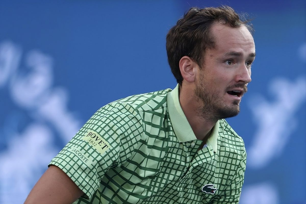 Medvedev akhiri awal sempurna Alcaraz untuk rebut final Indian Wells