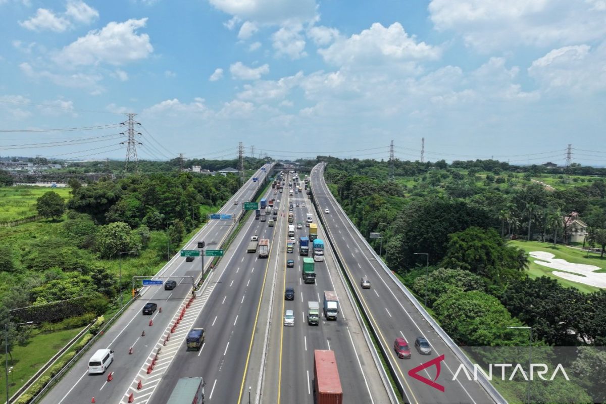 28.040 kendaraan tinggalkan Jakarta via MBZ hingga H-9 Lebaran