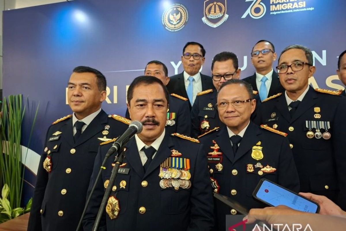 Menteri Imipas: Antisipasi WNA masuk Indonesia modus investasi bodong