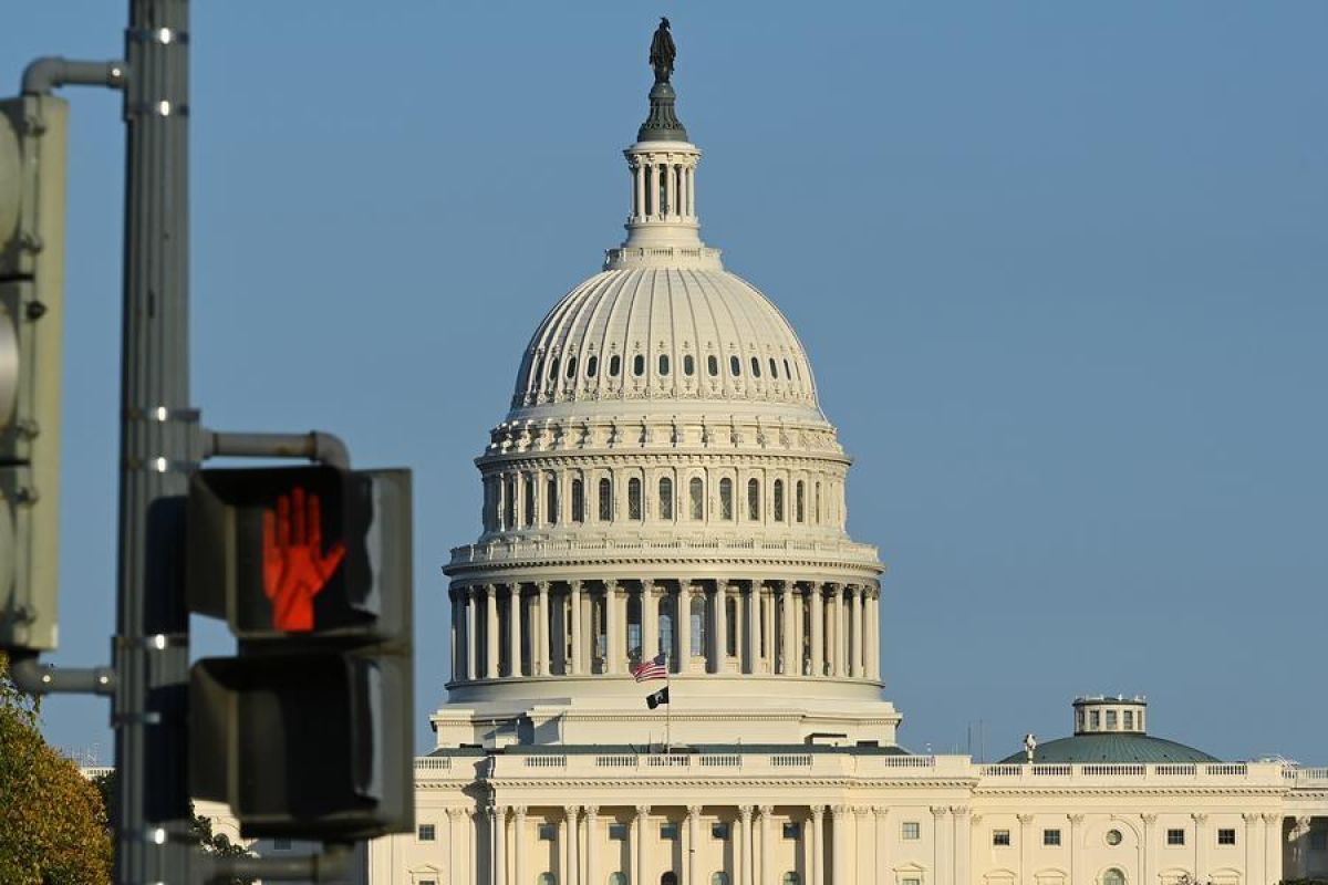 Intisari: Kubu Demokrat kecam Trump atas serangan terhadap Iran