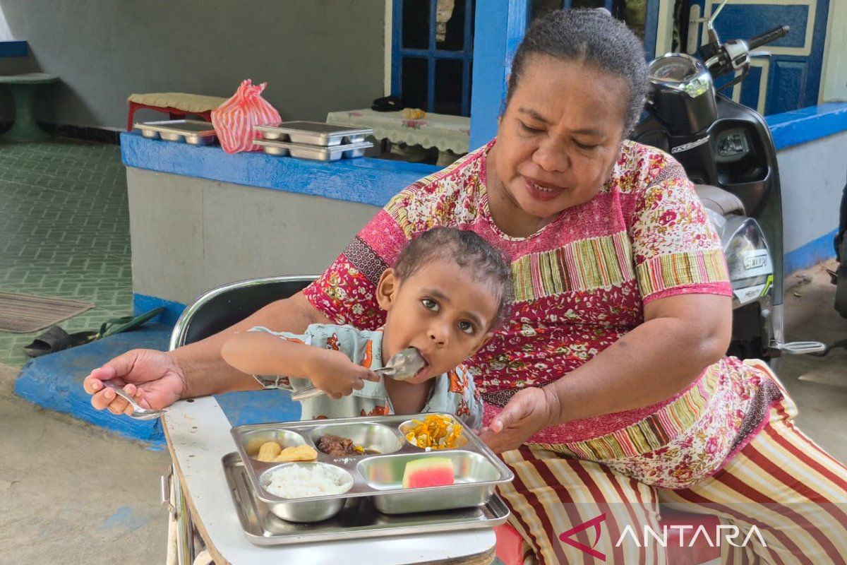 Asupan gizi seimbang sebaiknya diberikan pada anak sedini mungkin