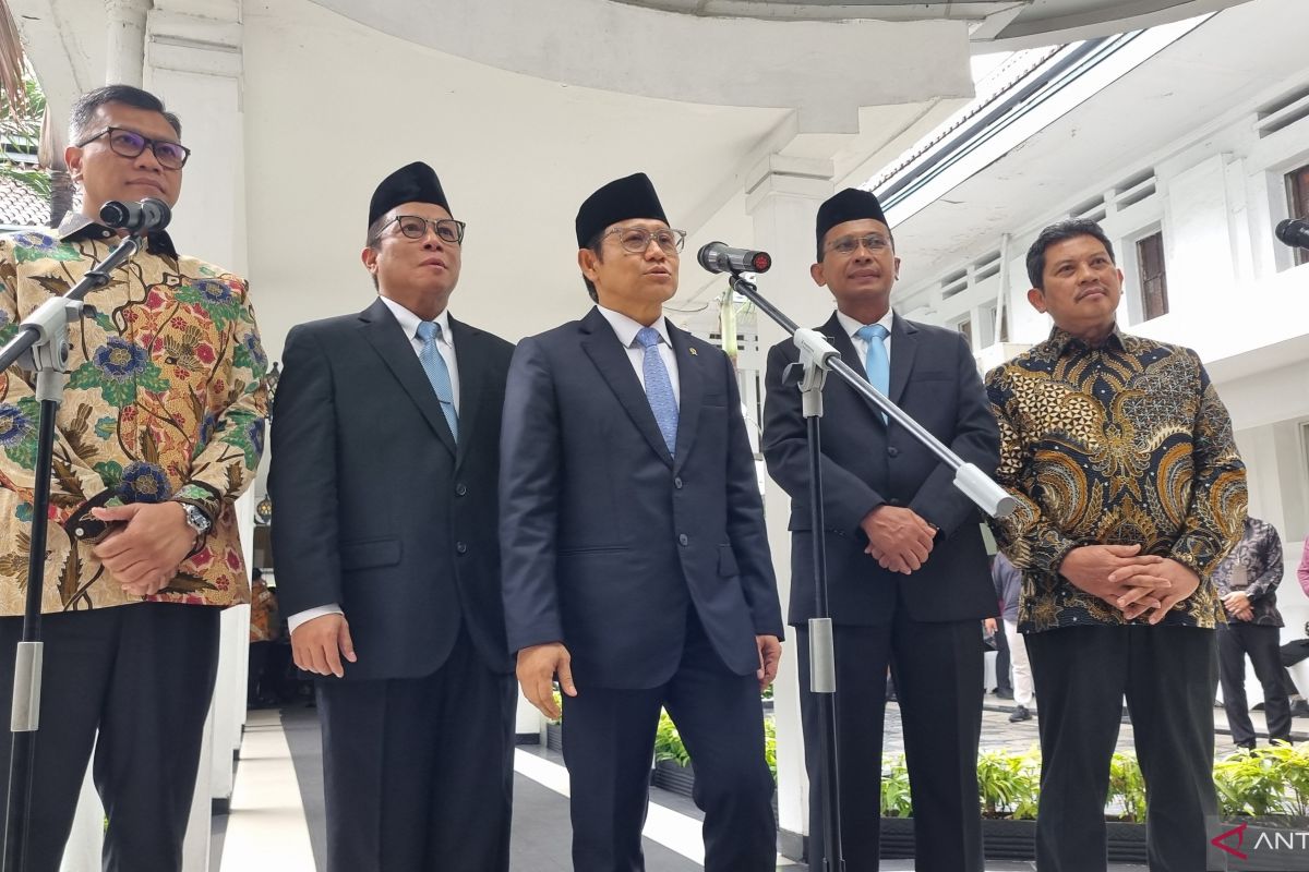 Pimpinan baru BPJS Kesehatan-BPJS TK diminta tingkatkan mutu pelayanan