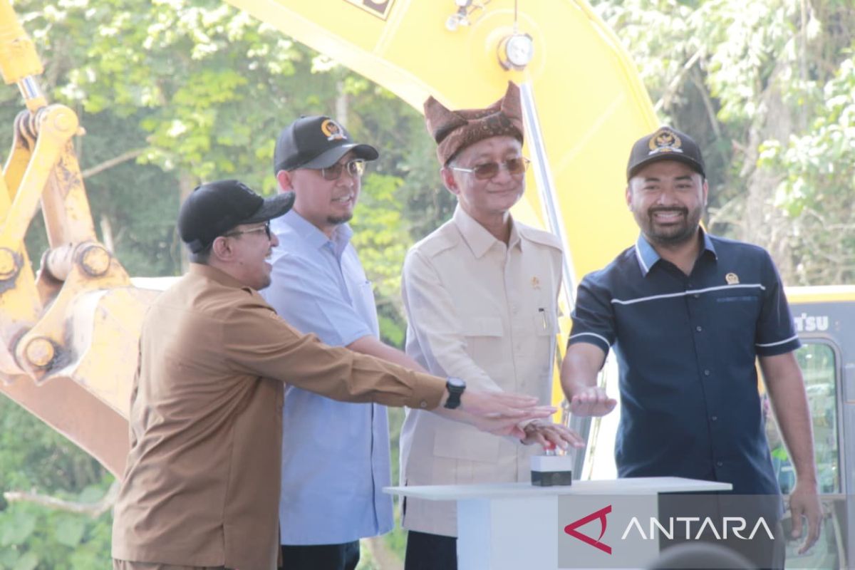 Menteri PU mulai ground breaking pembangunan sabo dam Gunung Marapi