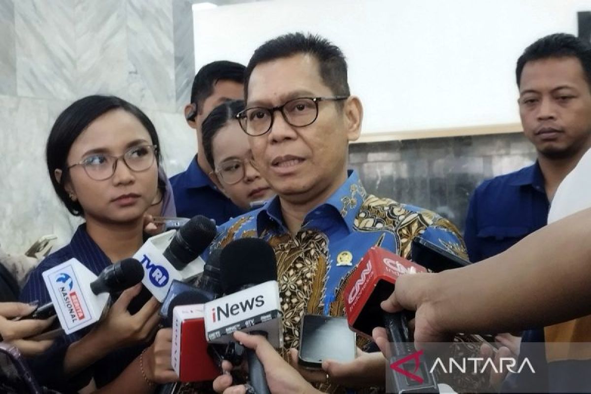 Sekjen sebut Adies Kadir jadi calon Hakim MK sudah mundur dari Golkar