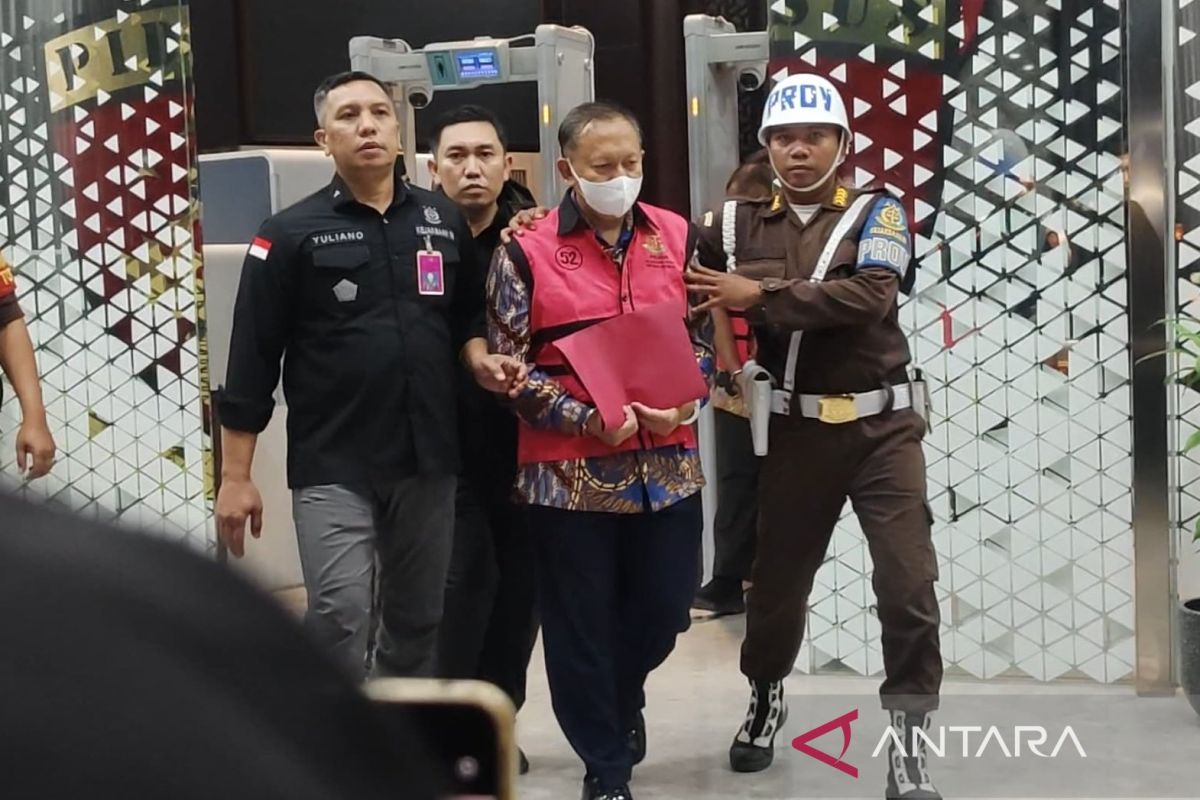 Kejagung tetapkan 11 tersangka kasus penyimpangan ekspor CPO