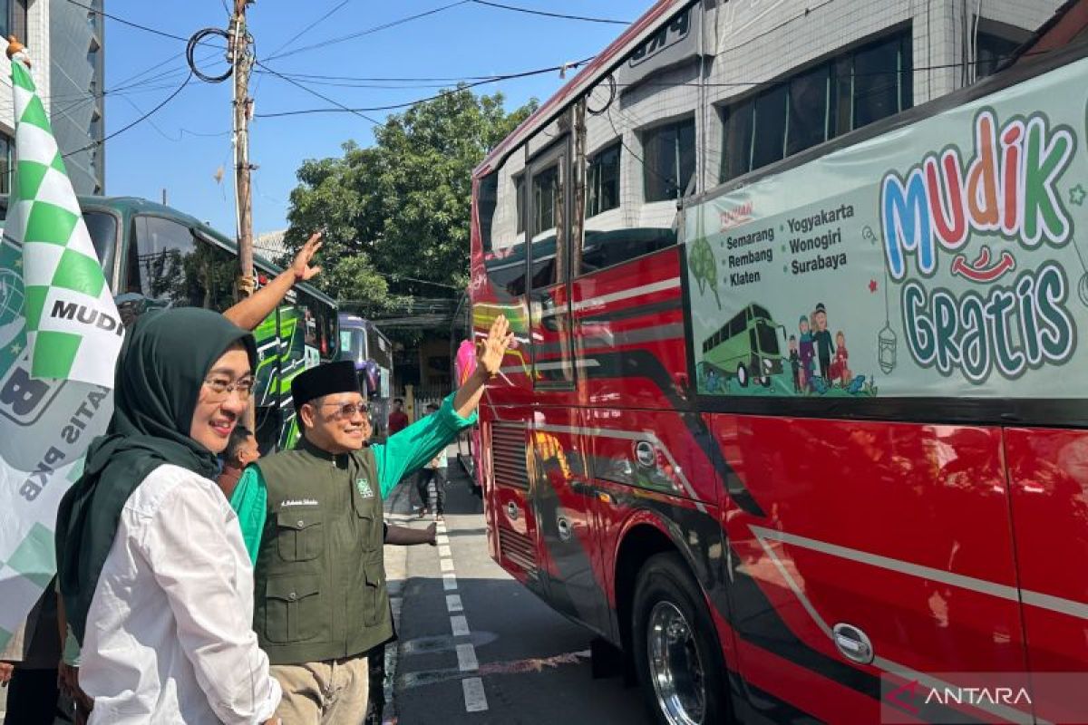 Cak Imin lepas 1.200 peserta Mudik Gratis PKB Idul Fitri 1447 Hijriah