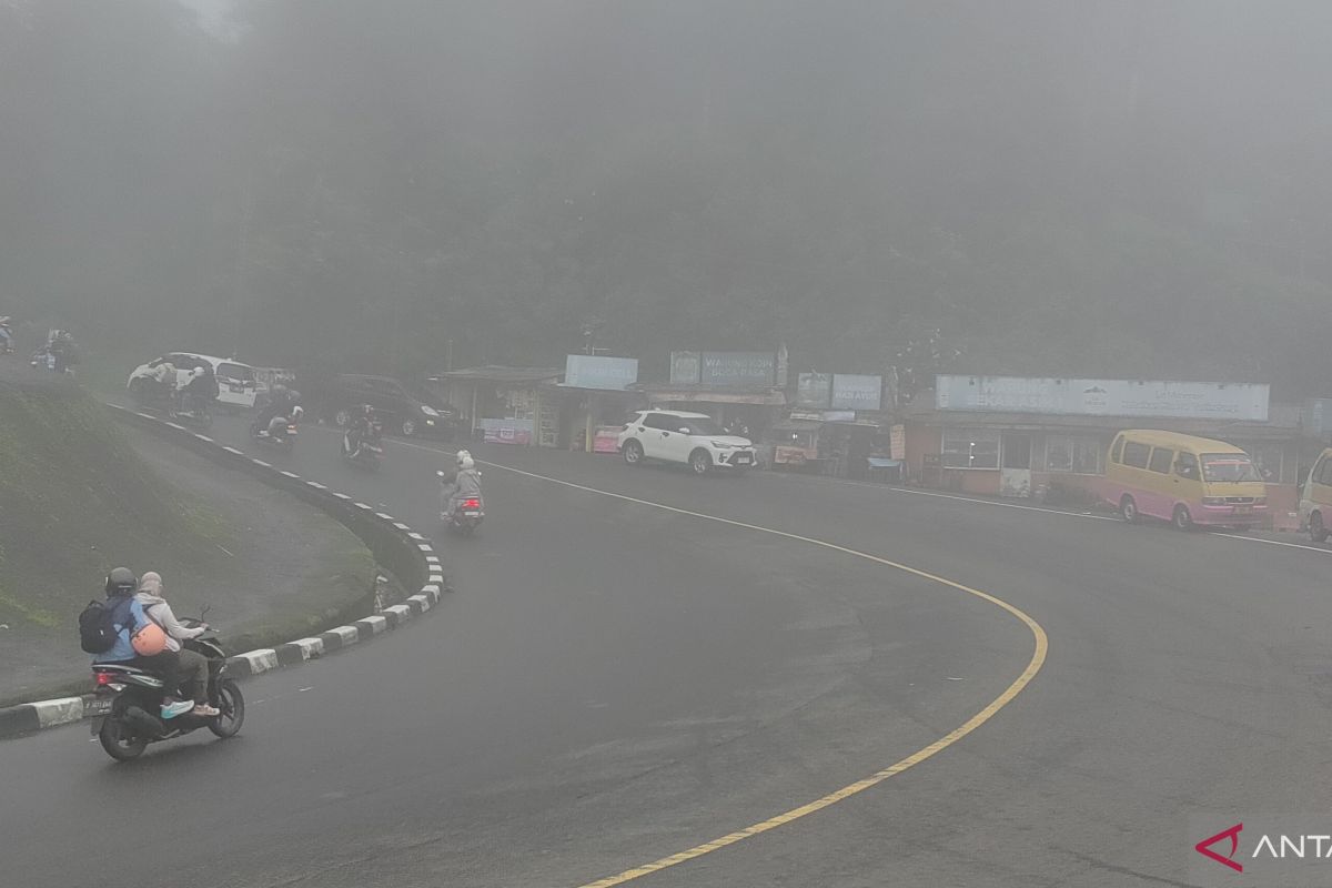 Polres ingatkan pengendara soal kabul tebal di Puncak-Cianjur