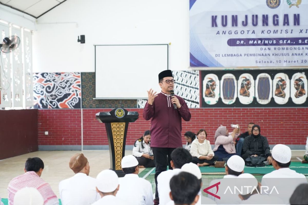 Anggota DPR kunjungi LPKA Tangerang: Kalian tetap punya masa depan