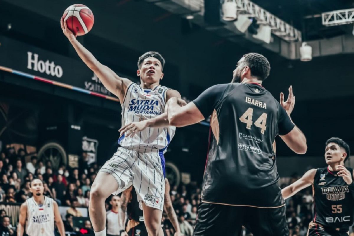 Satria Muda tekuk Dewa United 92-88, juara bertahan catat rekor buruk