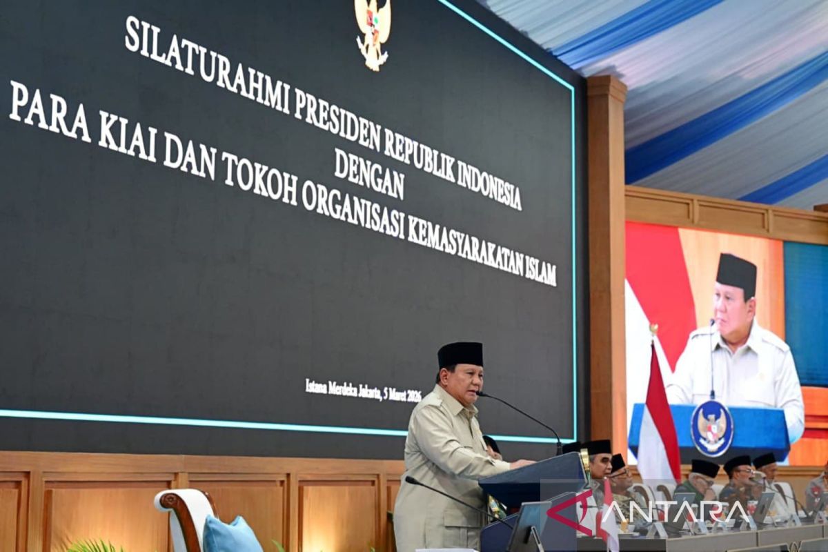Politik, ulama di istana hingga surat jelang pemakaman Ali Khamanei