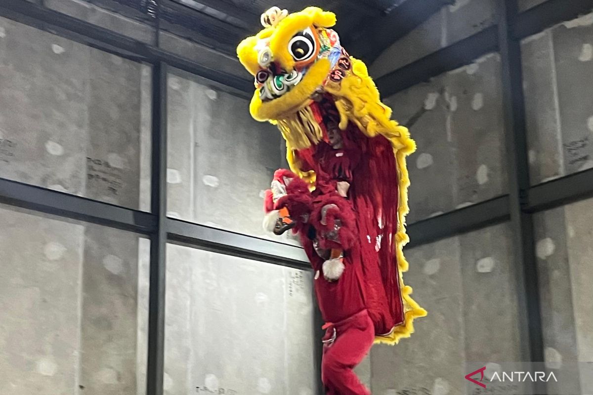 Tim juara dunia barongsai akan tampil di acara perayaan Imlek nasional