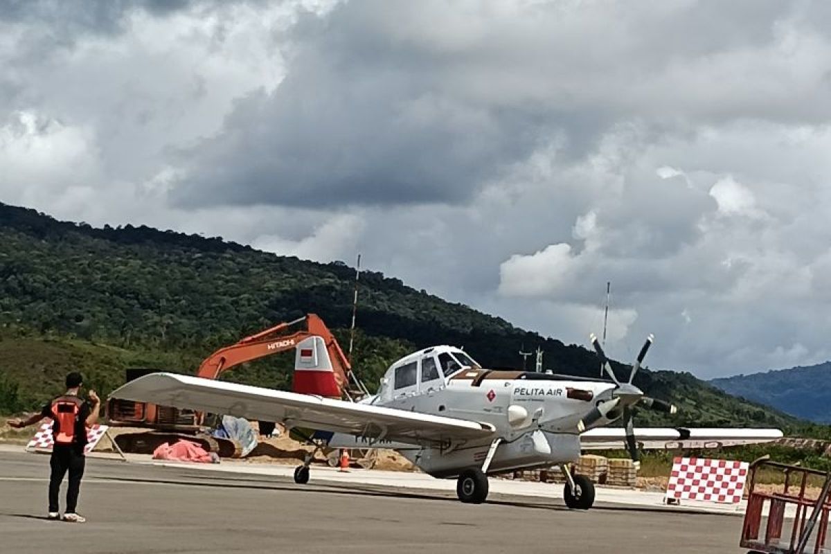 Pesawat pengangkut BBM terbakar di Krayan, ada korban tewas