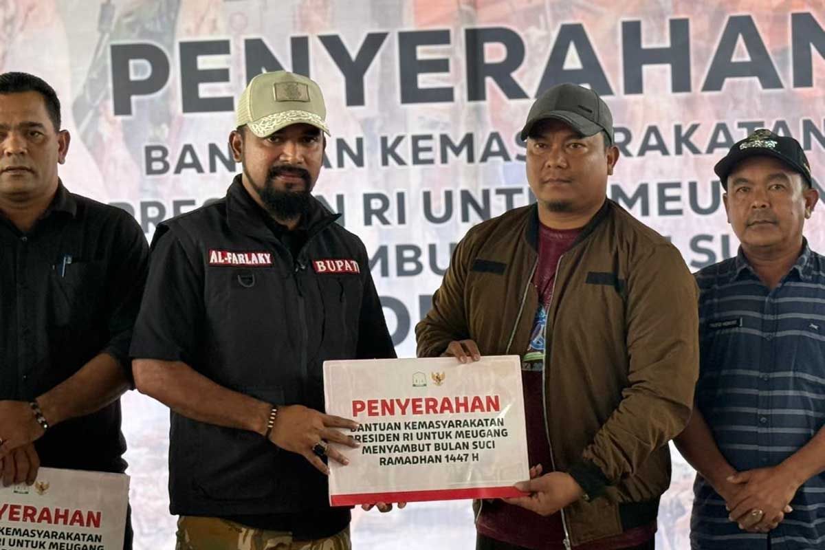 Pemkab Aceh Timur bagikan 398 sapi bantuan "meugang" dari Presiden