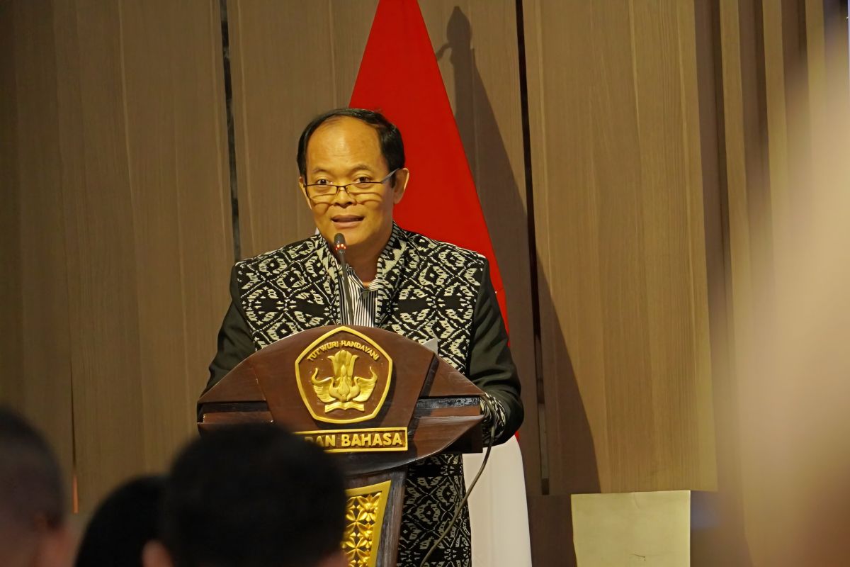 Kolaborasi Pemda, guru, dan pemuda revitalisasi bahasa daerah