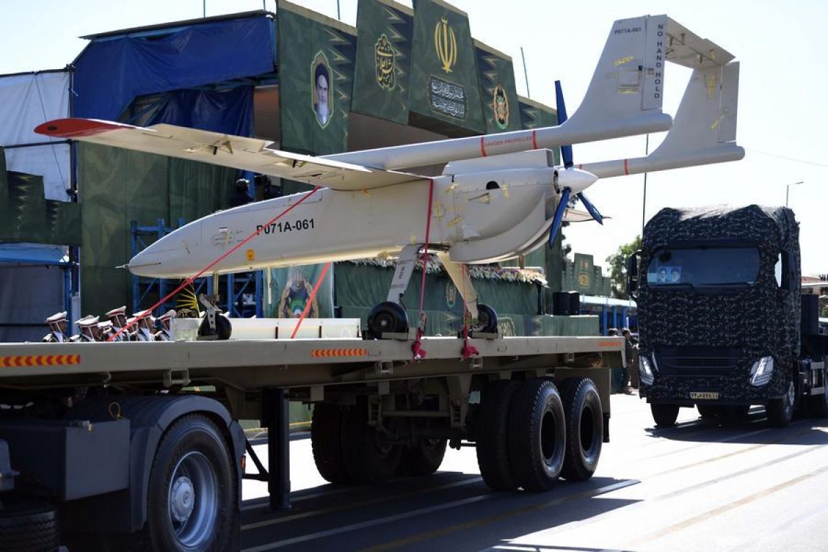 Militer Iran integrasikan 1.000 drone tempur dalam negeri