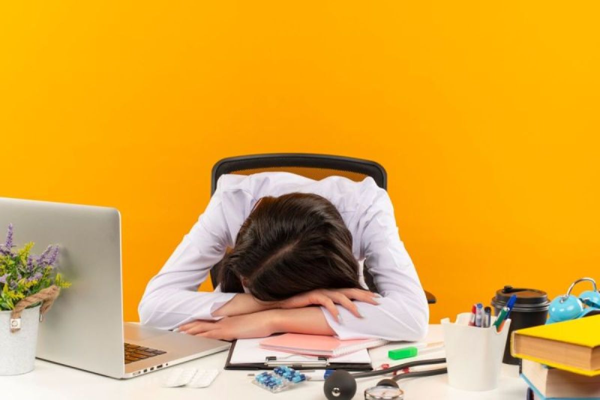 Psikolog ingatkan empati perlu diimbangi batasan sehat