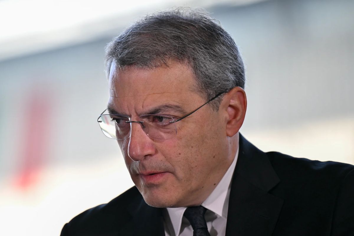 Damien Comolli dan Giorgio Chiellini mendapatkan hukuman dari Serie A