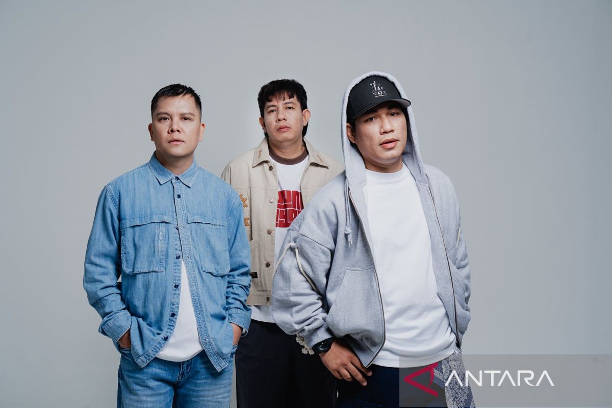 Armada rilis lagu “Semalam”, sang gitaris jajal jadi vokalis