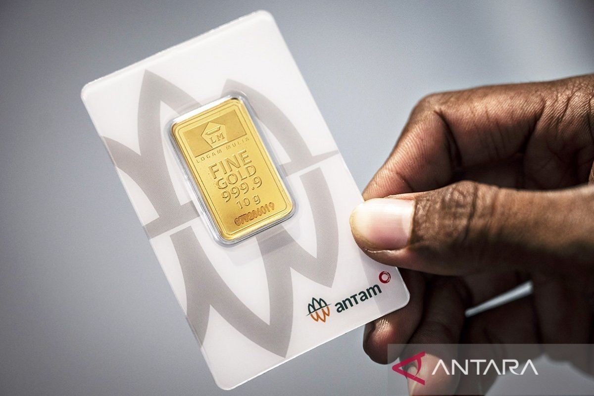 Emas Antam Kamis ini naik Rp16.000 ke angka Rp3,039 juta/gram