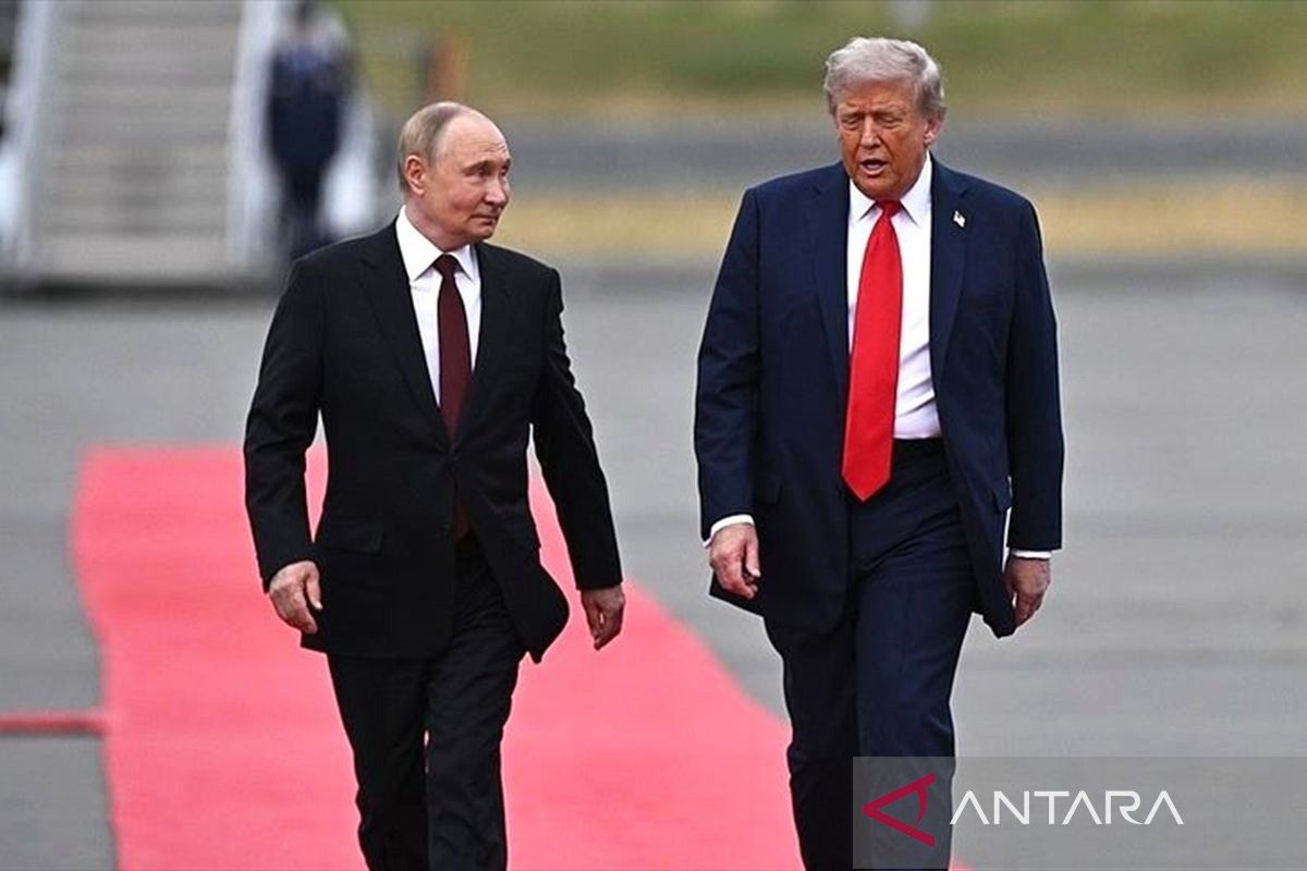 Kremlin sebut Putin dan Trump bahas konflik tanpa gencatan senjata