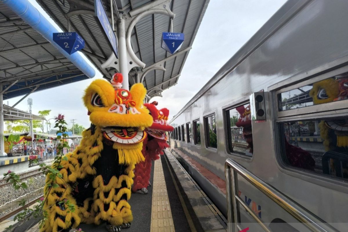 KAI Divre I hadirkan pertunjukan barongsai di Stasiun Lubuk Pakam
