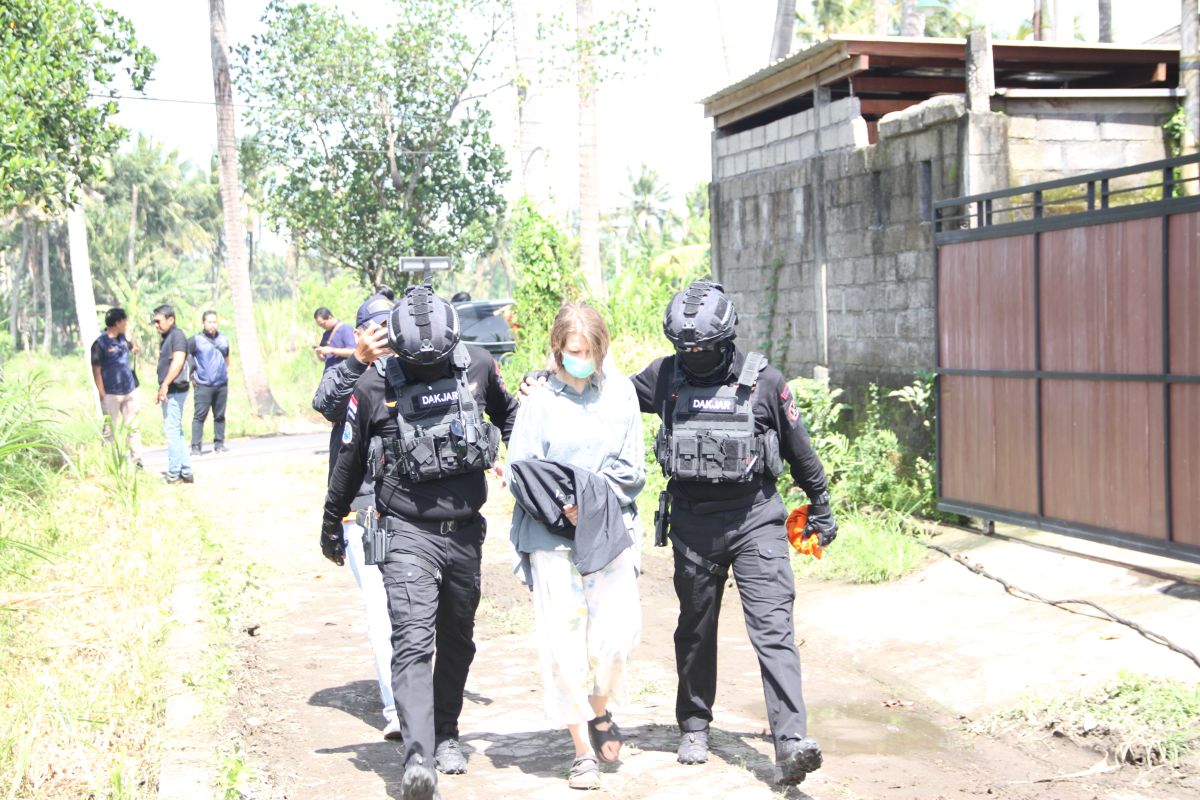 BNN: WNA Rusia pengelola lab narkoba di Gianyar gunakan paspor ganda