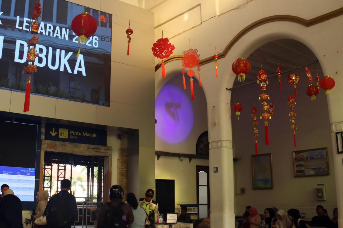 KAI Cirebon sediakan 29.945 tiket selama libur Imlek 2026