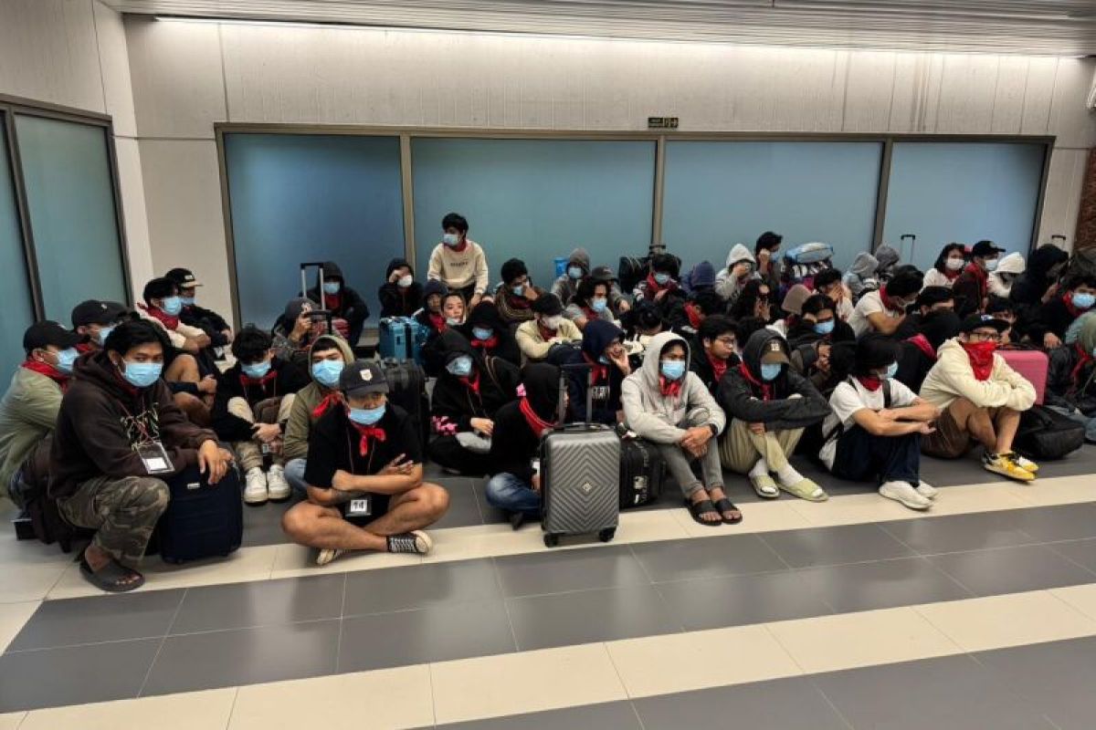 Kemlu kembali pulangkan 91 WNI dari Myanmar