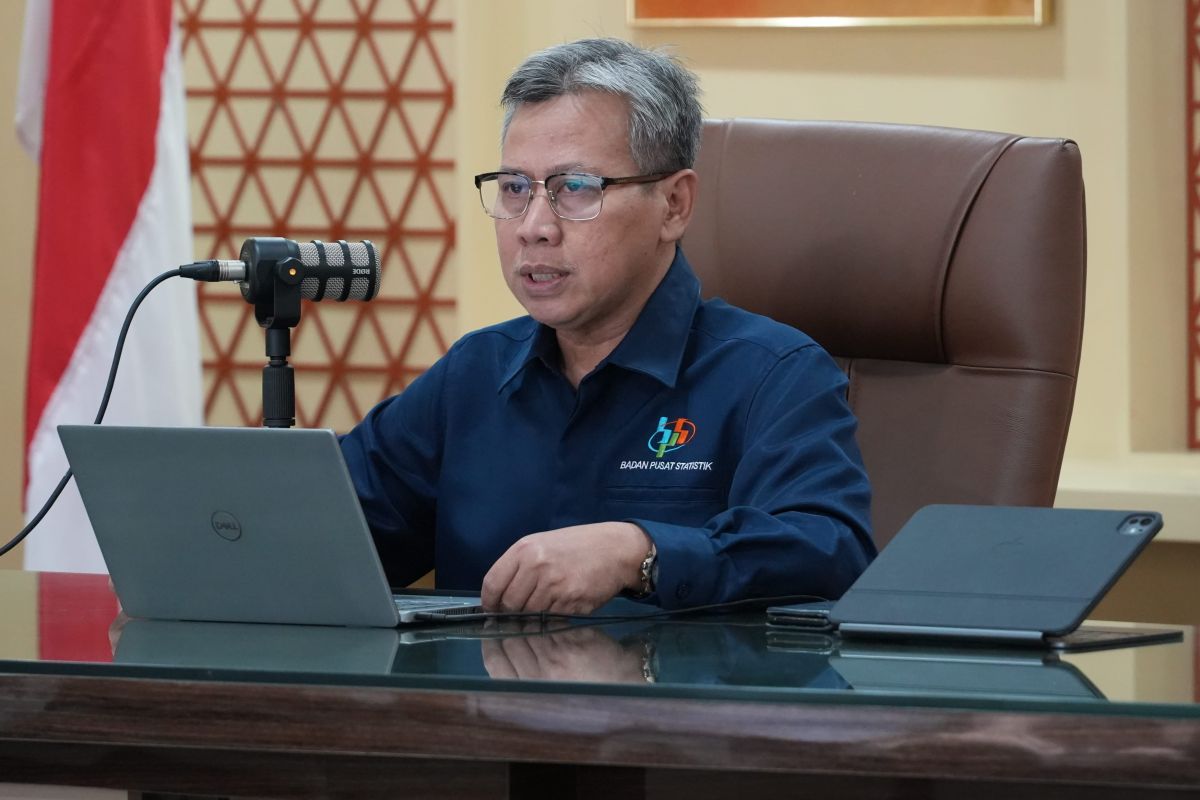 BPS ungkap harga emas perhiasan alami inflasi 30 bulan berturut-turut