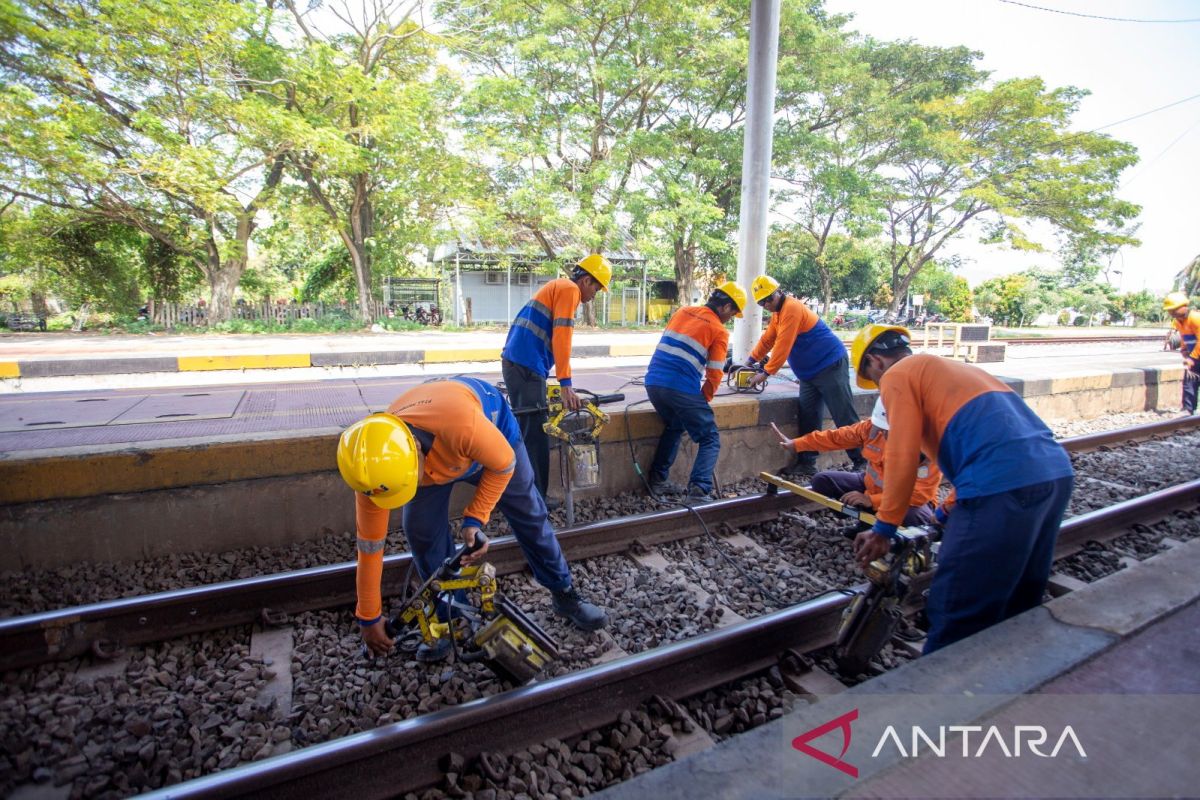 KAI Cirebon siagakan ratusan personel dukung angkutan Lebaran 2026