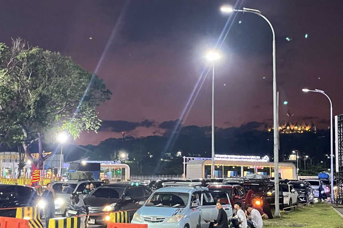 Pemudik apresiasi pelayanan dan pengamanan di Pelabuhan Bakauheni