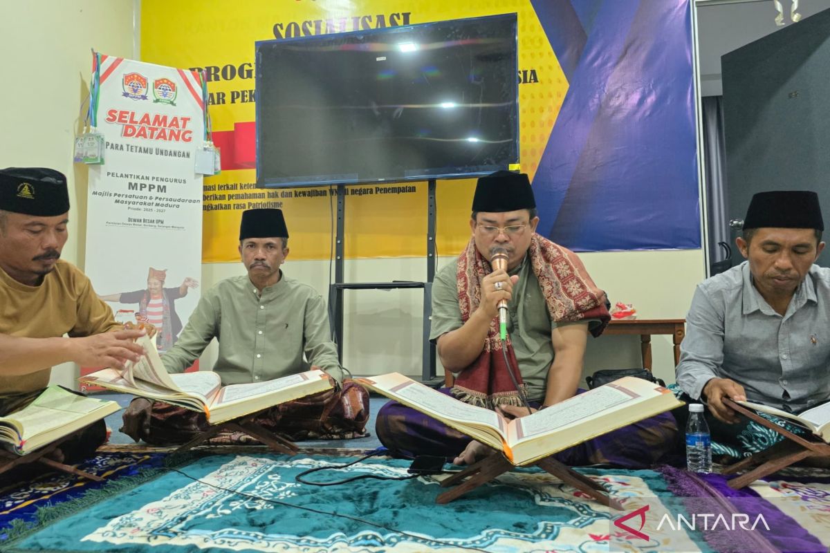 Komunitas Madura di Malaysia perkuat iman lewat kultum & baca Al Quran