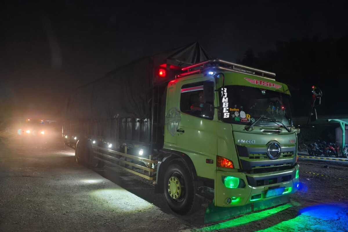 Polda Sumsel tangkap dua sopir angkut batubara ilegal